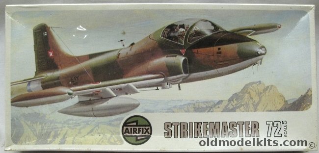 Airfix 1/72 BAC Strikemaster / Jet Provost MK5 - Oman AF or RAF Red Pelicans, 2044-6 plastic model kit